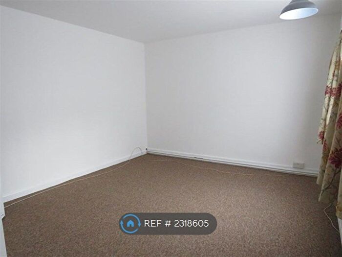 1 Bedroom Flat To Rent In The Towers, Norwich, NR1