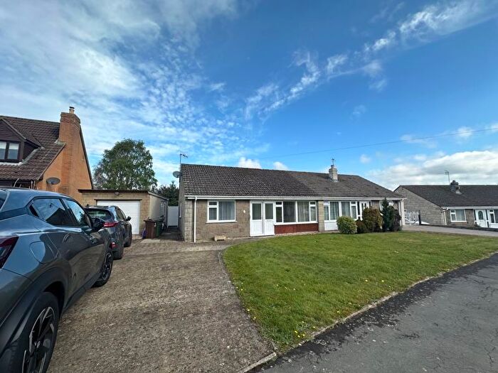 3 Bedroom Bungalow To Rent In Brockley Road, Leonard Stanley, GL10