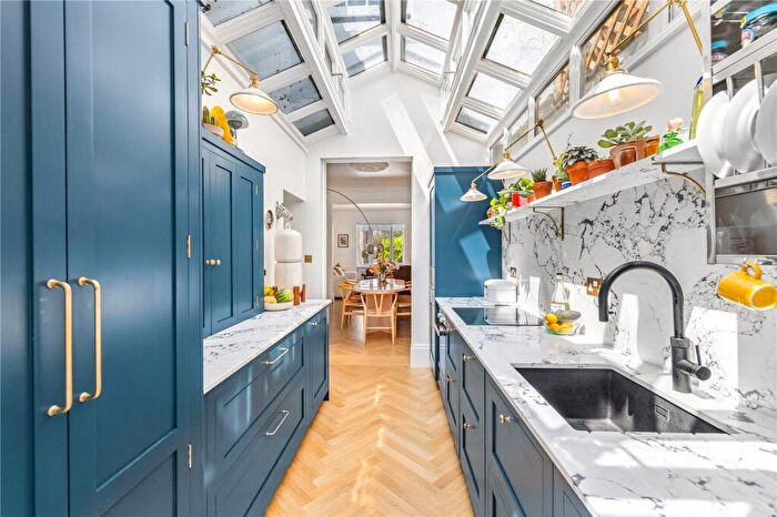 4 Bedroom Terraced House To Rent In Powis Villas, Brighton, East Sussex, BN1