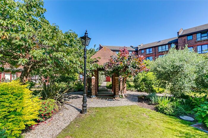 1 Bedroom Flat To Rent In Maltings Place, London, SW6