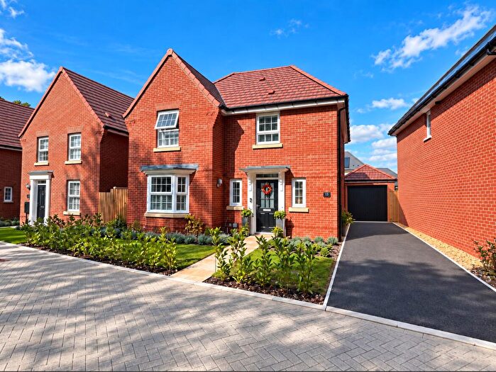 4 Bedroom Detached House For Sale In Graves Road, Rackheath, Norwich, NR13