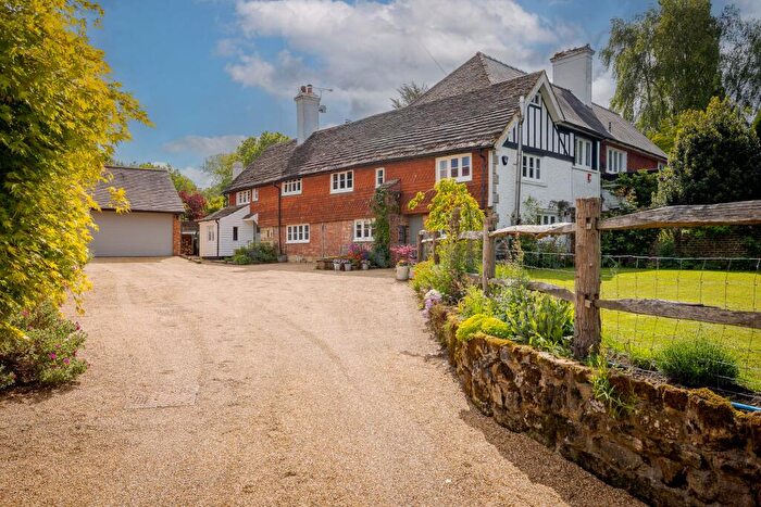 4 Bedroom House For Sale In Wilderwick Road, Dormansland, East Grinstead, RH19