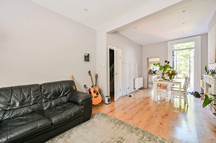 2 Bedroom Terraced House To Rent In Plough Way, Canada Water, London, SE16