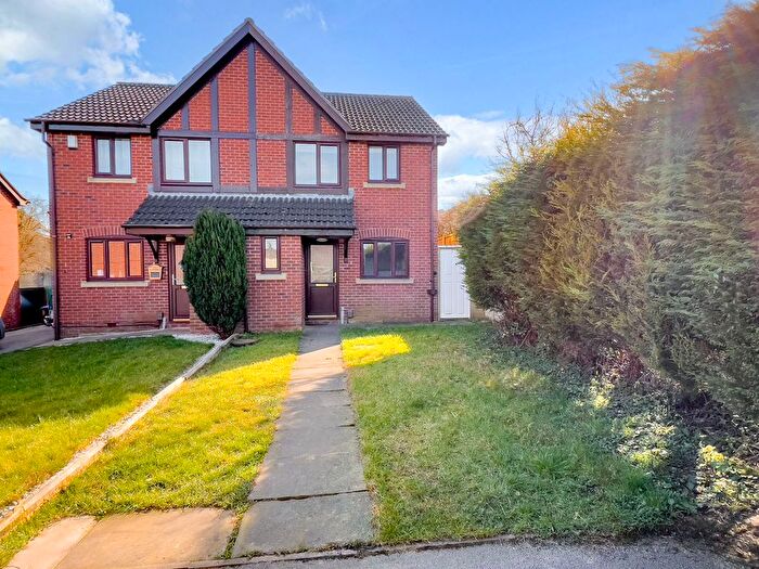 3 Bedroom Semi-Detached House For Sale In Cottage Close, Sutton In Ashfield, NG17