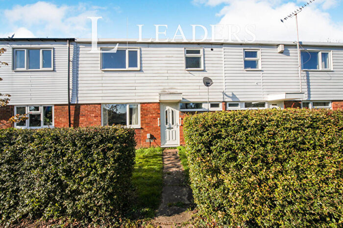 3 Bedroom Terraced House To Rent In Bromley Gardens Houghton Regis, LU5