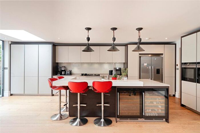 4 Bedroom End Of Terrace House For Sale In Winchester Avenue, Queens Park, London, NW6