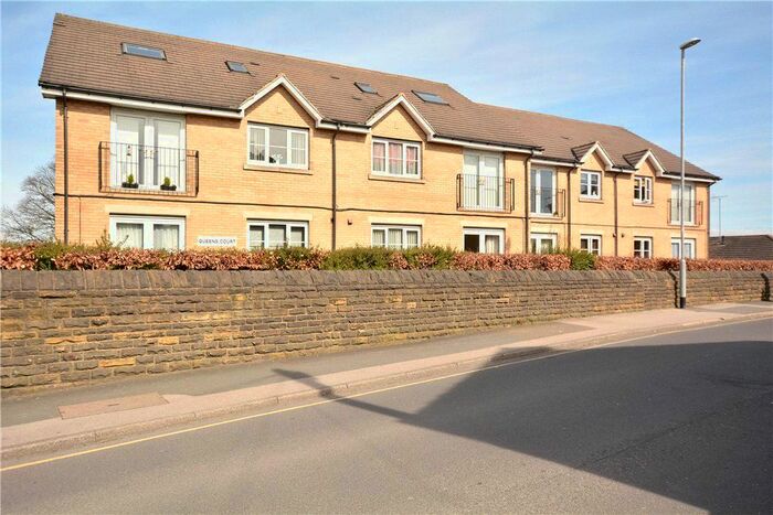 2 Bedroom Flat To Rent In Queens Court, Off Mount Pleasant Road, Pudsey, Leeds, LS28