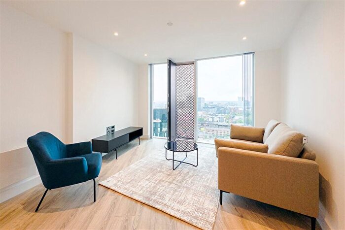 1 Bedroom Apartment To Rent In Thr, M15