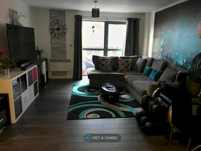 2 Bedroom Flat To Rent In Lincoln Gate, Manchester, M4