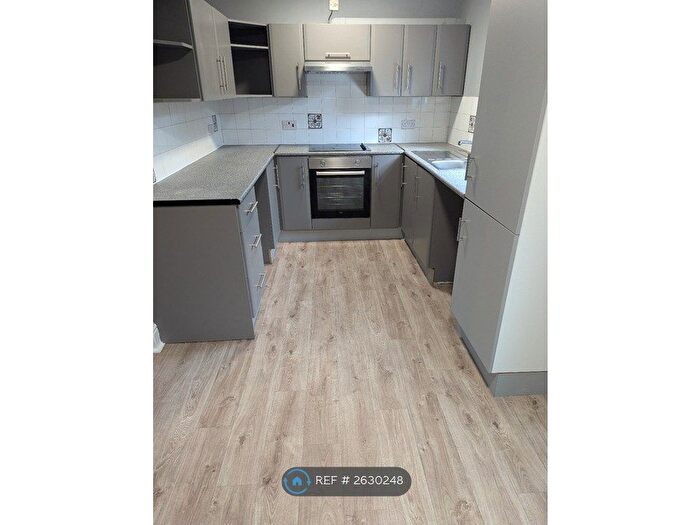 2 Bedroom End Of Terrace House To Rent In Fairfax Mews, Colchester, CO2