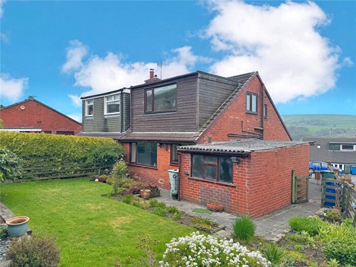 2 Bedroom Semi-Detached House For Sale In St. Thomas's Road, Crawshawbooth, Rossendale, BB4