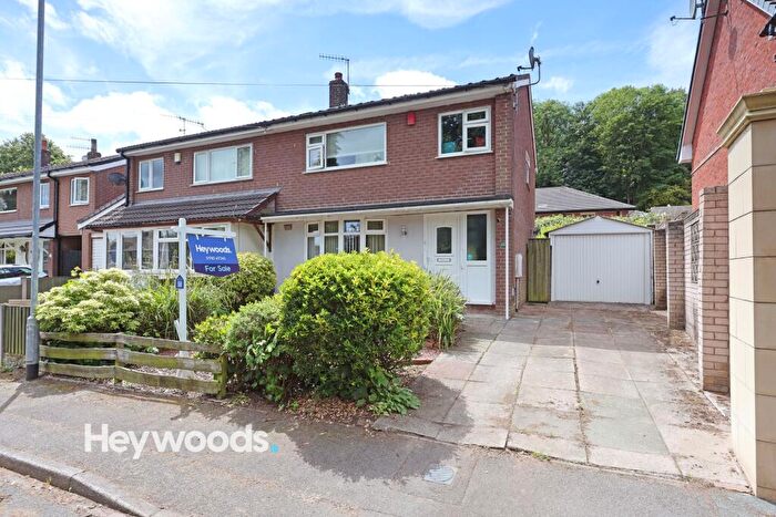 3 Bedroom Semi-Detached House For Sale In Lymewood Close, Newcastle, ST5
