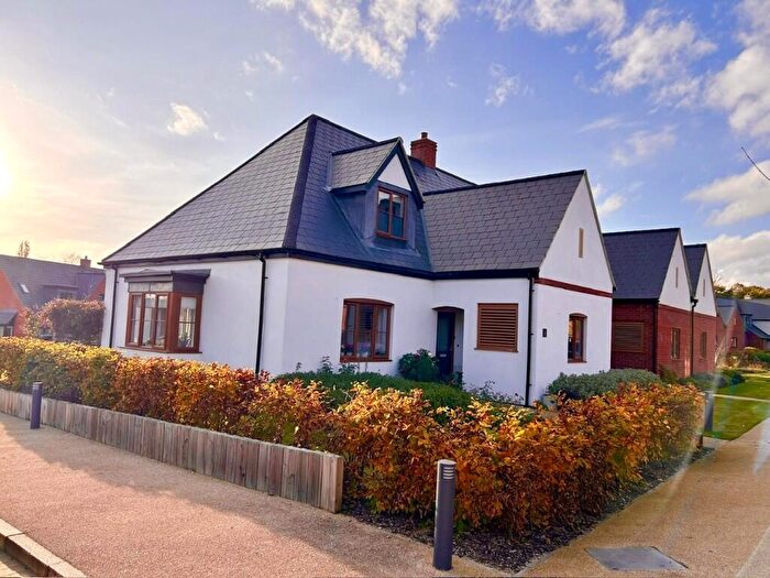 2 Bedroom Retirement Property For Sale In The Laurels, Great Alne Park. Alcester, Warwickshire, B49