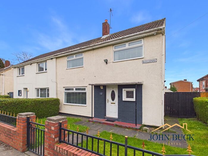 3 Bedroom Semi Detached House For Sale In Beechway, Leam Lane, NE10