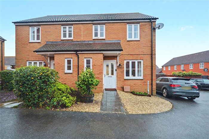 3 Bedroom Semi Detached House For Sale In Orkney Close, Bridgwater, Somerset, TA6