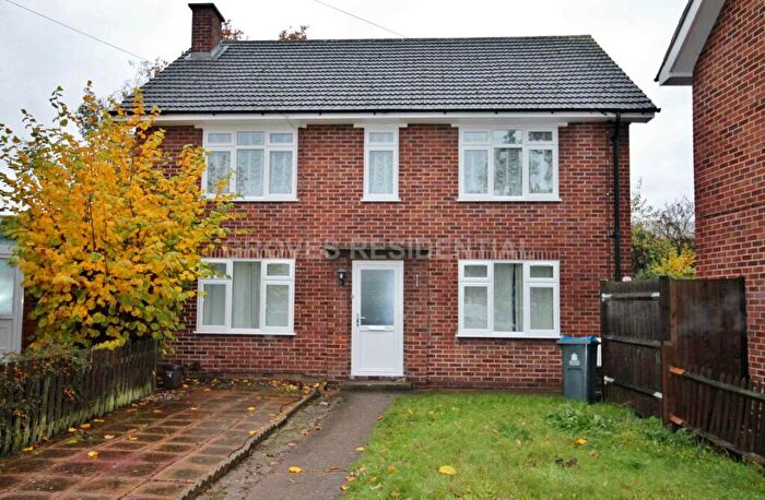 2 Bedroom Flat To Rent In Northcote Road, New Malden, KT3