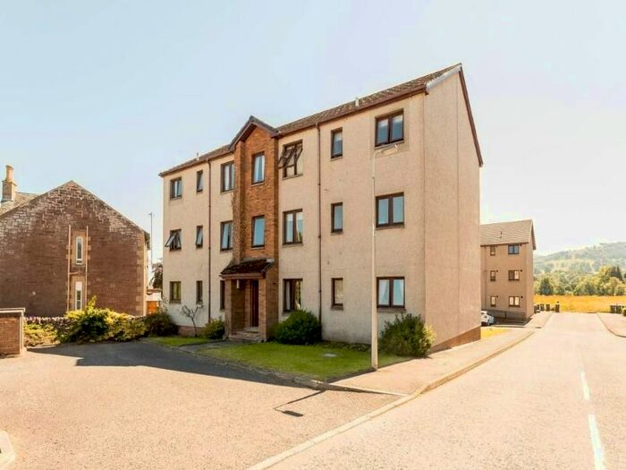 2 Bedroom Flat To Rent In Ruthven Park, Auchterarder, Perthshire, PH3