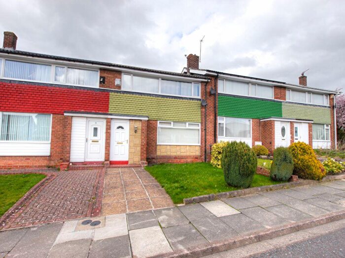 3 Bedroom Terraced House To Rent In Chadderton Drive, Chapel House, NE5