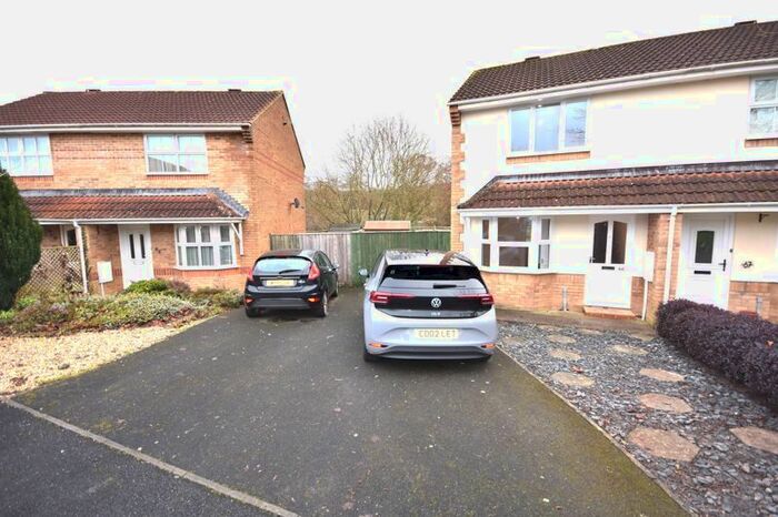 2 Bedroom Terraced House To Rent In Willow Walk, Honiton, EX14