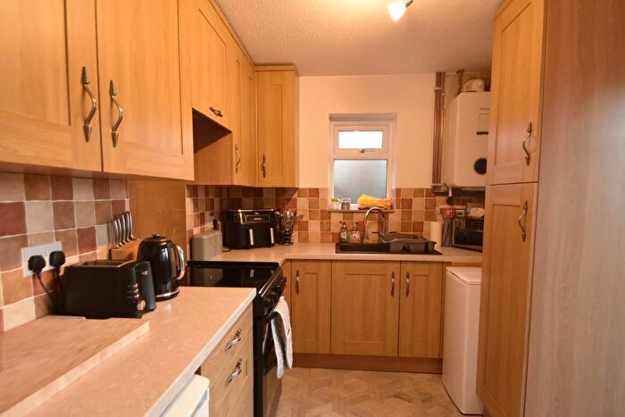 2 Bedroom Semi-Detached House For Sale In Cornfield Close, Bury, BL9