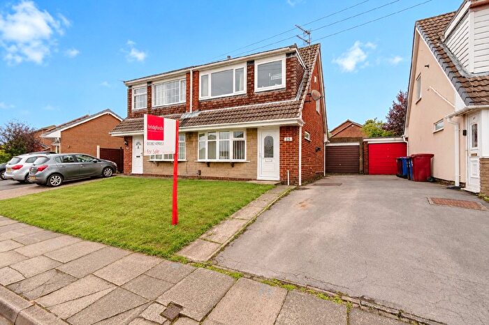 3 Bedroom Semi-Detached House For Sale In Hillingdon Road, Burnley, Lancashire, BB10