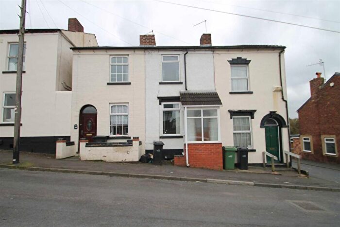 2 Bedroom Terraced House For Sale In King William Street, Amblecote, Stourbridge, DY8