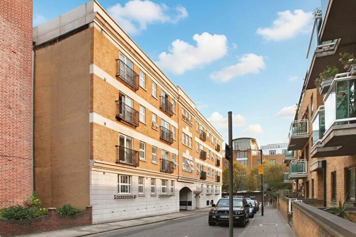 2 Bedroom Flat To Rent In Royal Tower Lodge, Cartwright Street, London, E1