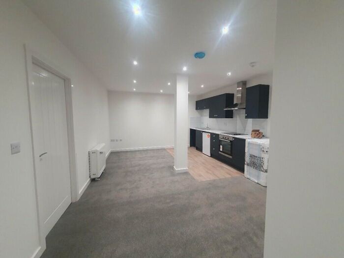 1 Bedroom Flat To Rent In Charnwood Street, Derby, Derbyshire, DE1