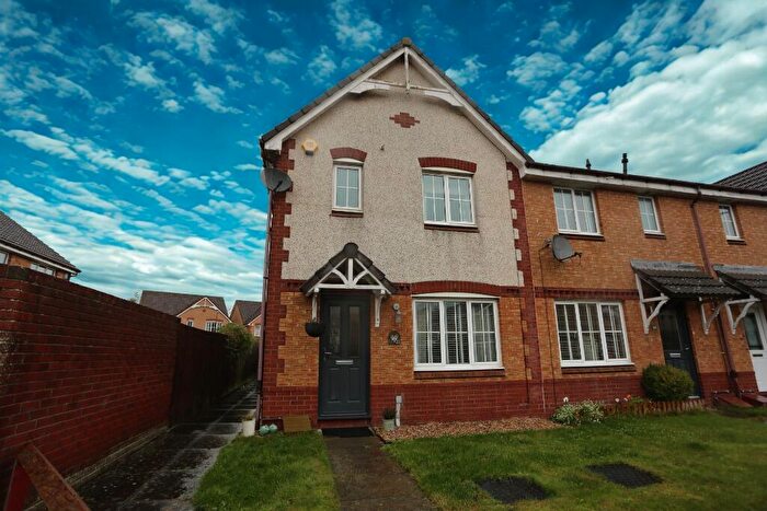 3 Bedroom Terraced House To Rent In Badger Walk, Broxburn, West Lothian, EH52