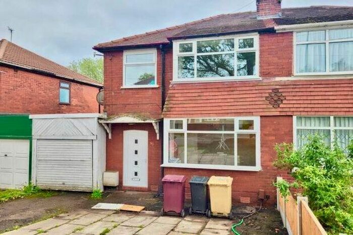 3 Bedroom Property To Rent In Highfield Road, Bolton, BL4