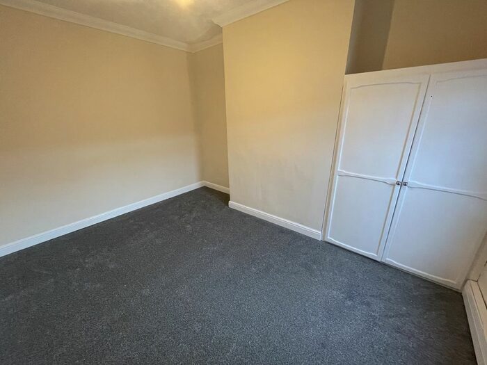 3 Bedroom End Of Terrace House To Rent In Collingwood St, Coundon, Durham, DL14