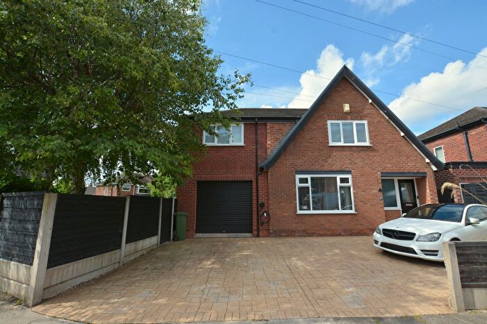 4 Bedroom Detached House For Sale In Millbrook Avenue, Denton, M34