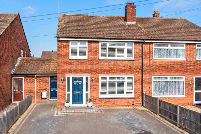 3 Bedroom Semi Detached House For Sale In Plaw Hatch Close, Bishop's Stortford, Hertfordshire, CM23