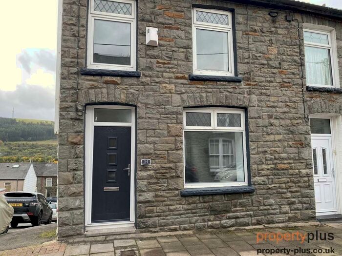 3 Bedroom End Of Terrace House To Rent In Prospect Place, Treorchy - Treorchy, CF42