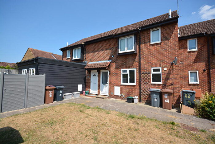 1 Bedroom Flat For Sale In Carters Close, Stevenage, SG2