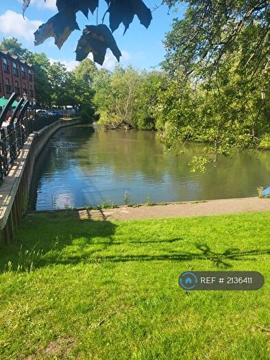 Studio To Rent In Bridge Road, Chertsey, KT16