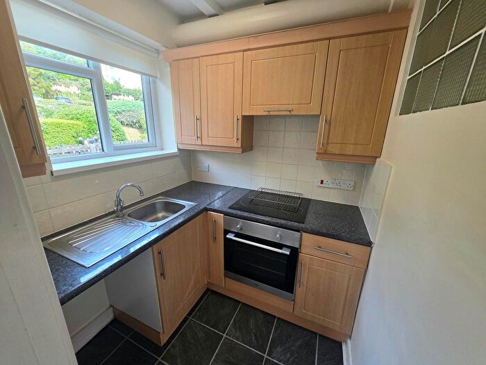 1 Bedroom Flat To Rent In Stitchill Road, Torquay, TQ1