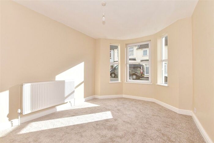 2 Bedroom Terraced House For Sale In Sidney Street, Folkestone, Kent, CT19