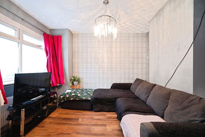 3 Bedroom Terraced House For Sale In Landguard Road, Southsea, Hampshire, PO4