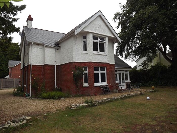 4 Bedroom Detached House To Rent In West Moors, Ferndown, BH22