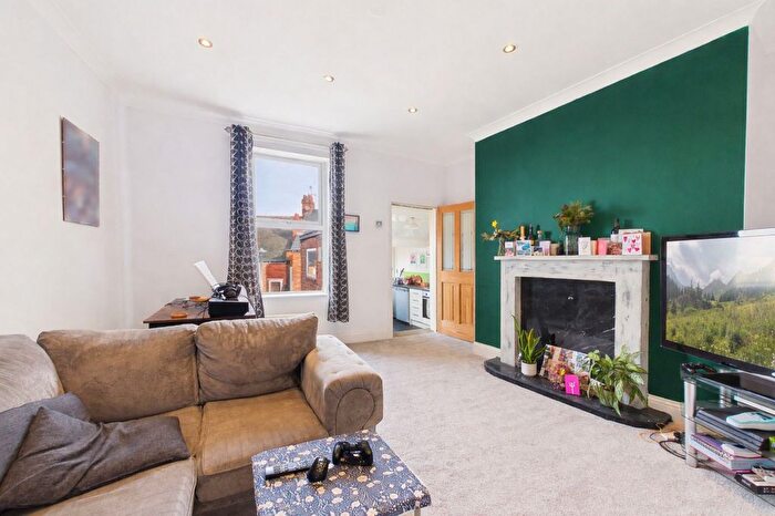 2 Bedroom Flat For Sale In Robson Street, Low Fell, NE9