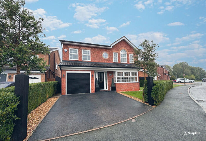 4 Bedroom Detached House For Sale In Minster Close, Winsford, CW7