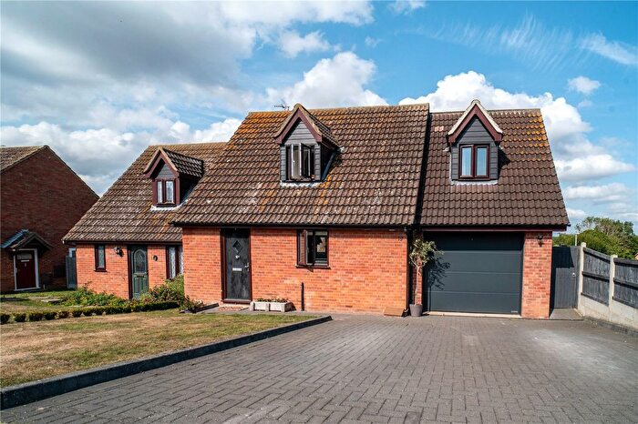 3 Bedroom Semi-Detached House For Sale In Gainsborough Drive, Lawford, Manningtree, Essex, CO11