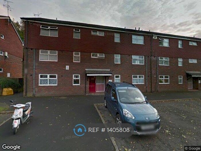 2 Bedroom Flat To Rent In Yates Fold, Blackburn, BB2