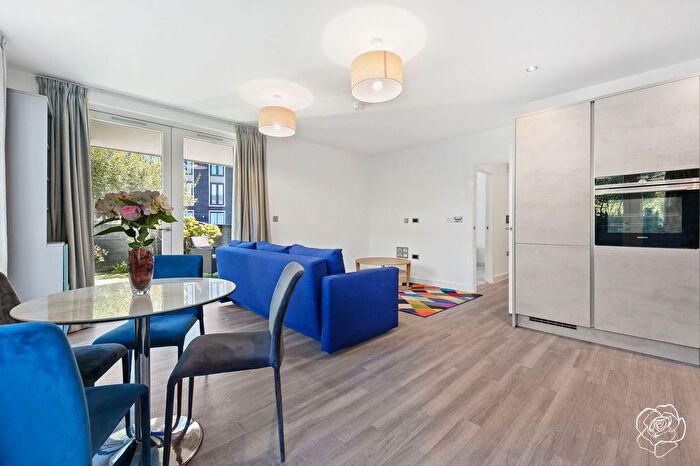 1 Bedroom Flat For Sale In Platamone House, Derny Avenue, Stratford, E20