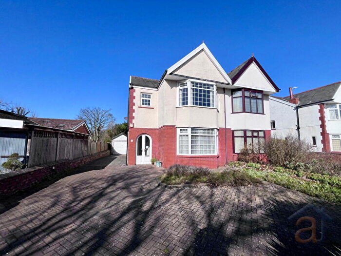 3 Bedroom Semi Detached House For Sale In Liverpool Road, Southport, PR8