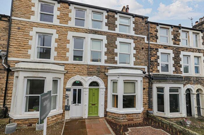 5 Bedroom House To Rent In Mayfield Grove, HG1
