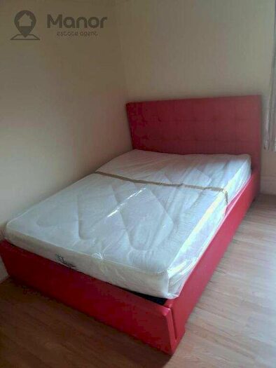 1 Bedroom Studio Flat To Rent In Whalebone Lane North, Chadwell Heath, RM6