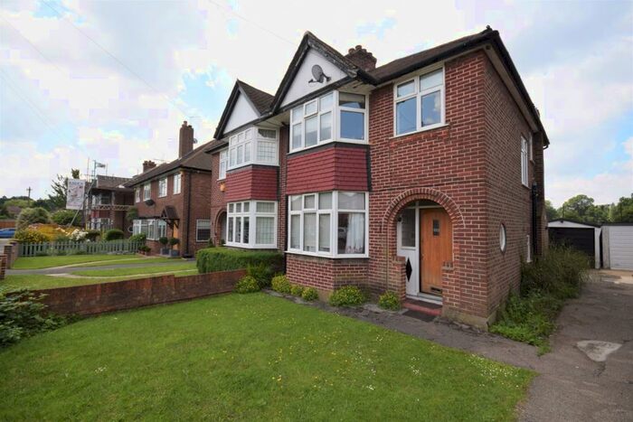 3 Bedroom Semi-Detached House To Rent In Empress Drive Chislehurst, BR7