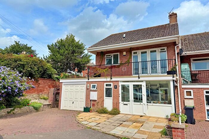 3 Bedroom End Of Terrace House For Sale In Bridport, DT6